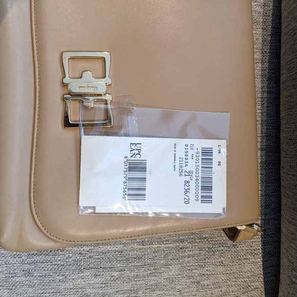 Salvatore Ferragamo Handbag / Body Bag - Picture 16 of 16